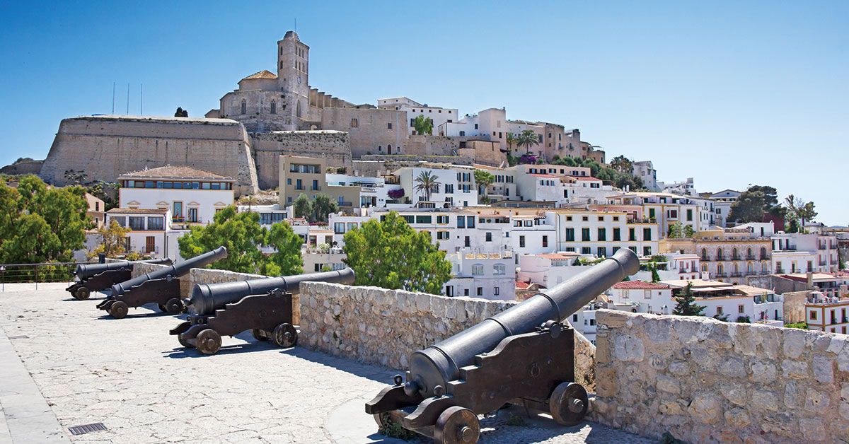 Dalt Vila 