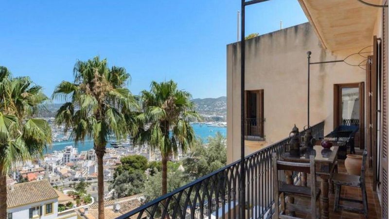 Piso con impresionantes vistas al mar en Dalt Vila - Ibiza